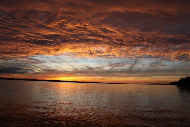 Lake Grapevine sunset near Canyon Falls, TX